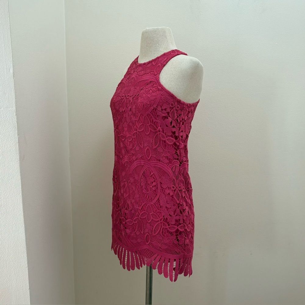 Lovers and Friends Caspian Lace Floral Shift Mini Dress in Fuchsia Size XSmall - Picture 3 of 16